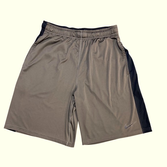Nike Dri-FIT Athletic Shorts Mens Large Green  Black Running Gym Workout - Picture 1 of 5